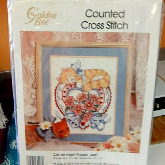 NEW Counted cross stitch kit - Picture 1 of 4